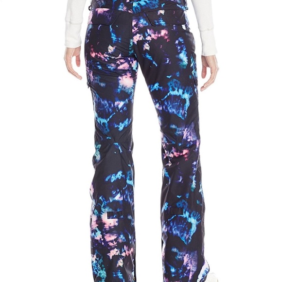 IN SEARCH OF these Burton Hot Shot Tie Dye Snowboard Ski Pants in MEDIUM - Picture 2 of 4